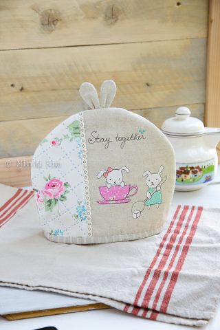 Bunny tea cozy – Minki's Work Table