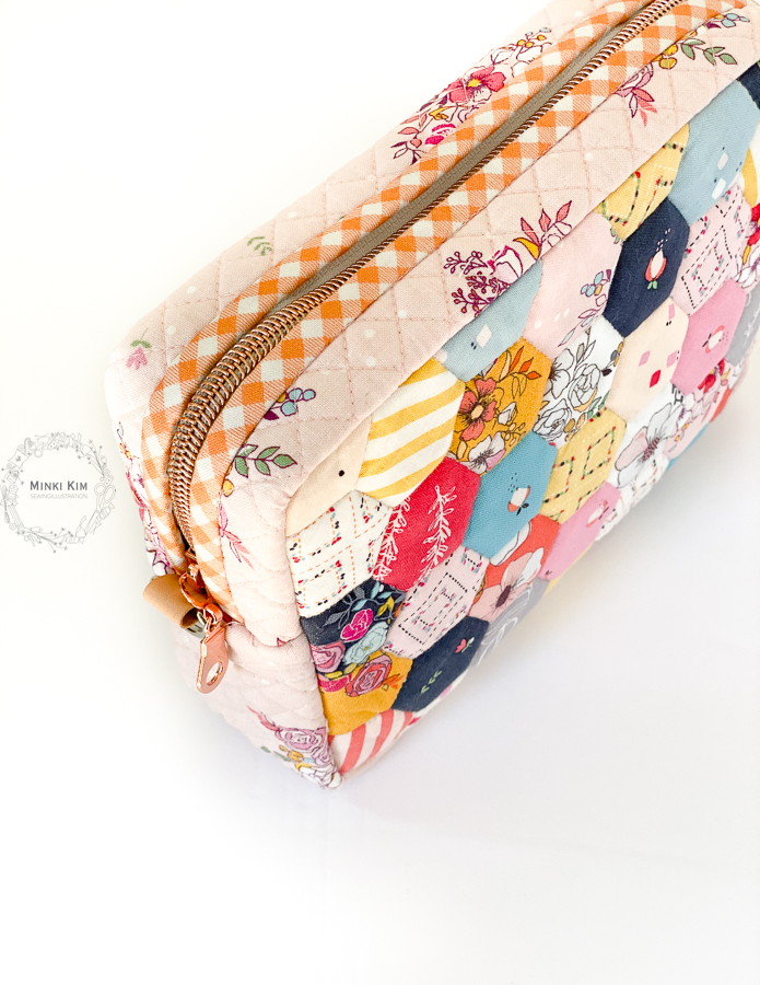 Boxy Zipper Bag Pattern: ONE-YARD Magic!